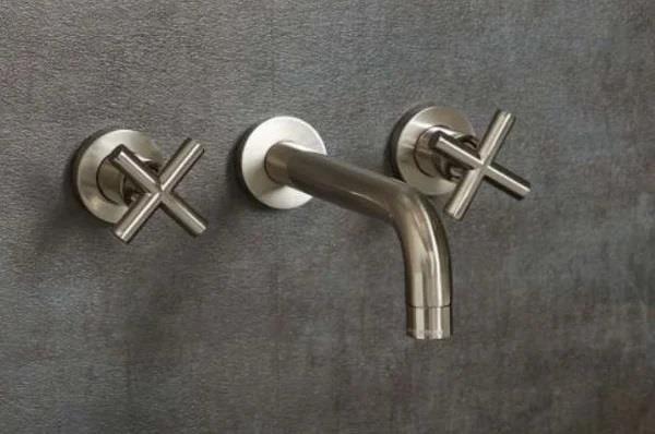 Maidstone - Wall Mout Tub Faucet - Downspout