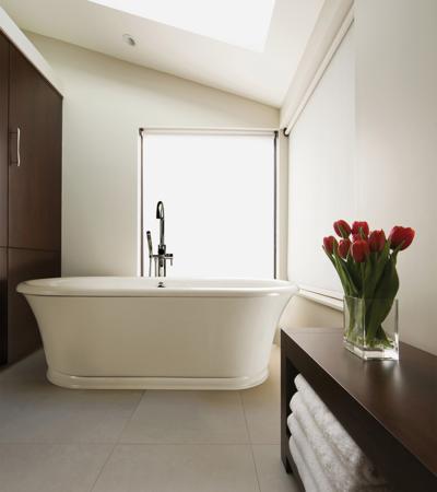 MTI - Laney 4 Freestanding Bathtub (72X33.75)