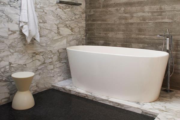 Wetstyle - Ove 66.25 X 30 X 24.75 Freestanding Bathtub