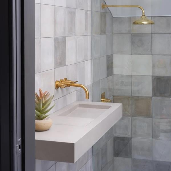 Kast - Flor Countertop/Wall Mount Basin, 27-1/2 x 13-3/4 Inch, RH Bowl, Includes Wall Brackets