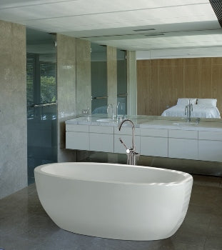 MTI - Olivia 2 Freestanding Bathtub Sculpted (72.5X36.375)