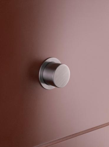 Vola - A82 Push-Button Pneumatic Remote For In-Wall Carriers, Single Button