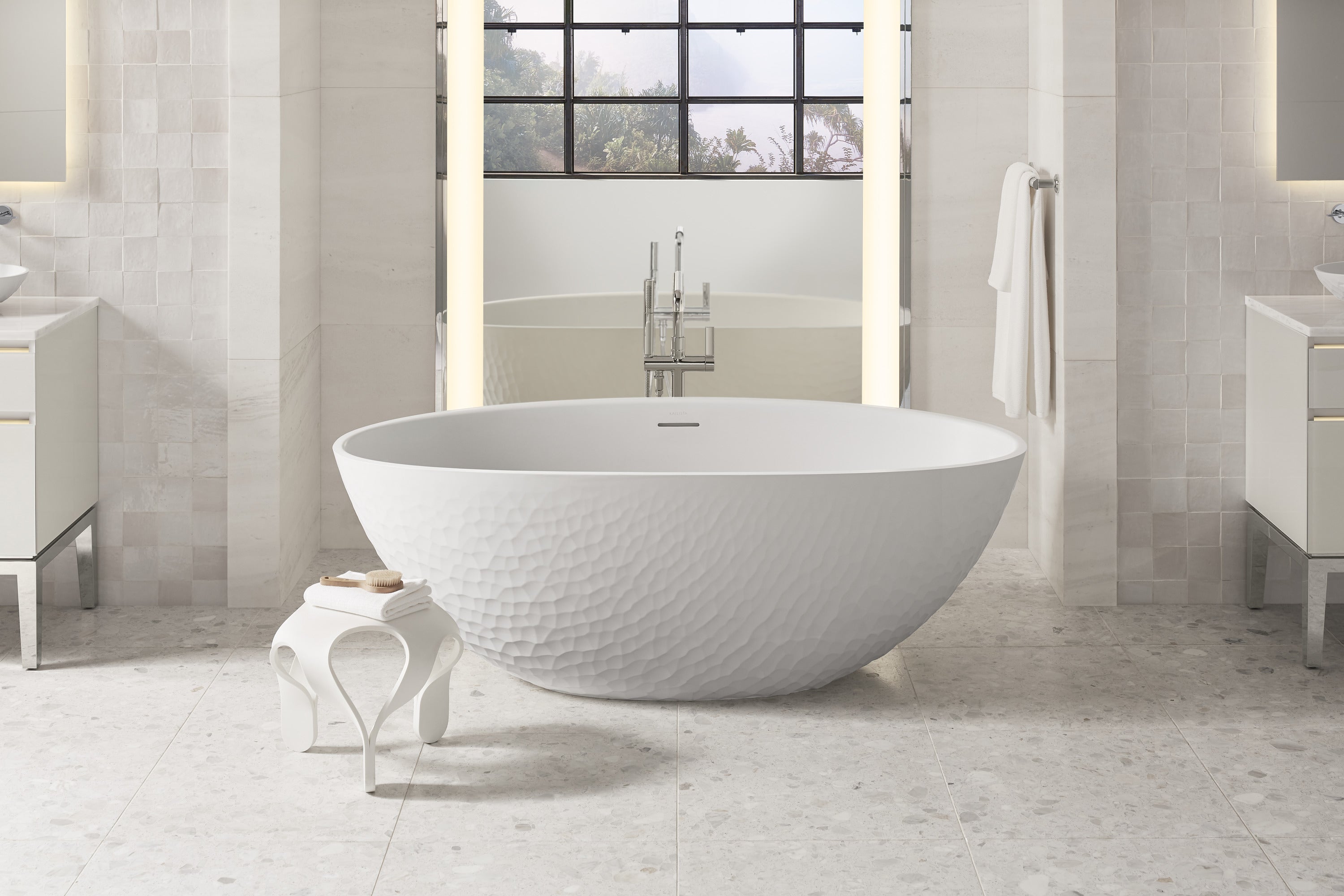 A Guide to Choosing the Perfect Freestanding Tub for Your Bathroom