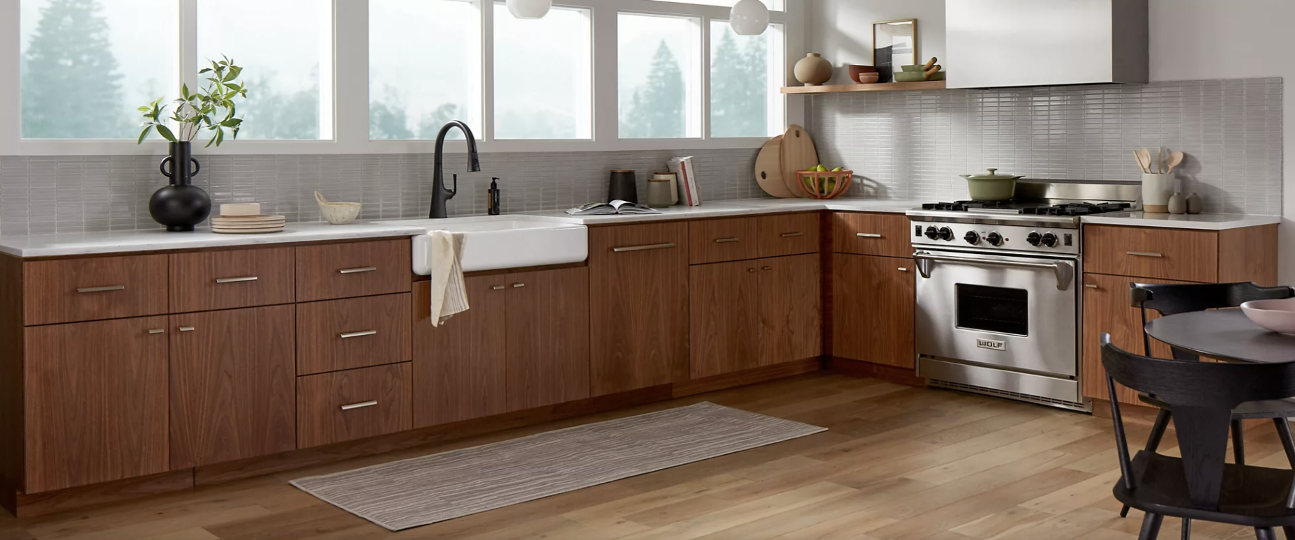Mixing Metals in the Kitchen and Bath: Do's and Don'ts