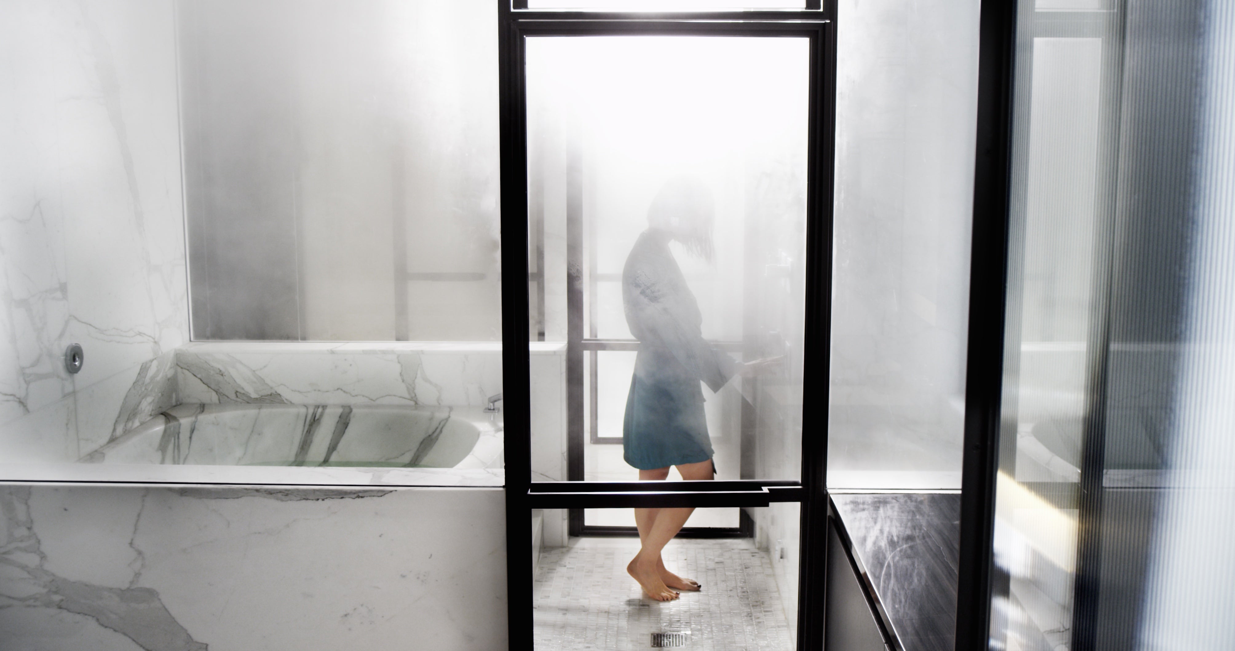 10 Wellness Benefits of Steam Showers at Home – PlumbTile