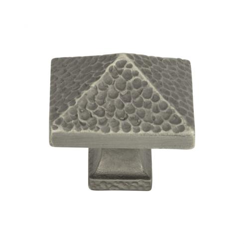 Atlas Homewares - Craftsman 1 1/4 Inch Length Square Knob