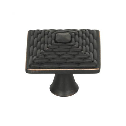 Atlas Homewares - Mandalay 1 1/4 Inch Length Square Knob