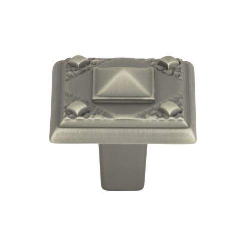 Atlas Homewares - Craftsman 1 1/4 Inch Length Square Knob
