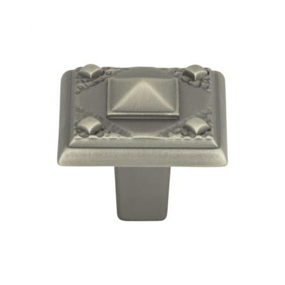 Atlas Homewares - Craftsman 1 1/4 Inch Length Square Knob