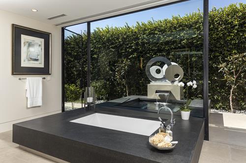 Hydro Systems - Versailles 7236 Acrylic Bathtub