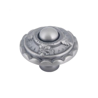 Atlas Homewares - St Michel 1 1/2 Inch Diameter Round Knob