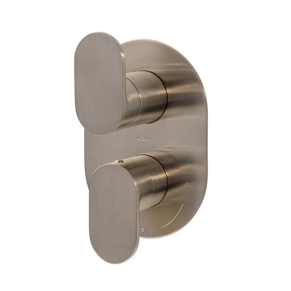 Lacava - Flou Built-In Progressive Pressure Balancing Mixer With 3- Way Diverter, Two Lever Handles And An Oval Backplate