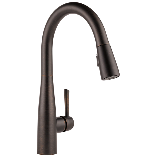 Delta - Essa Single Handle Pull-Down Kitchen Faucet
