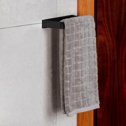 Lacava - Giulia Wall-Mount Towel Ring Made Of Chrome Plated Brass. W: 7 7/8 Inch, D: 3 /8 Inch, H: 1 1/4 Inch.