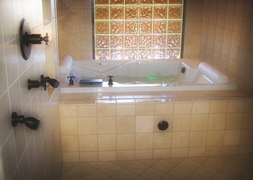 Hydro Systems - Ashley 7248 Acrylic Bathtub