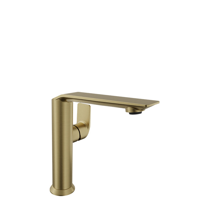 Baril - Profile B46 Medium single hole lavatory faucet, drain included