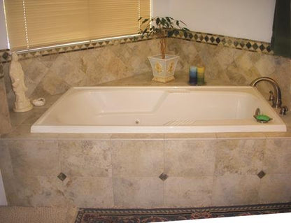 Hydro Systems - Isabella 6636 Acrylic Bathtub