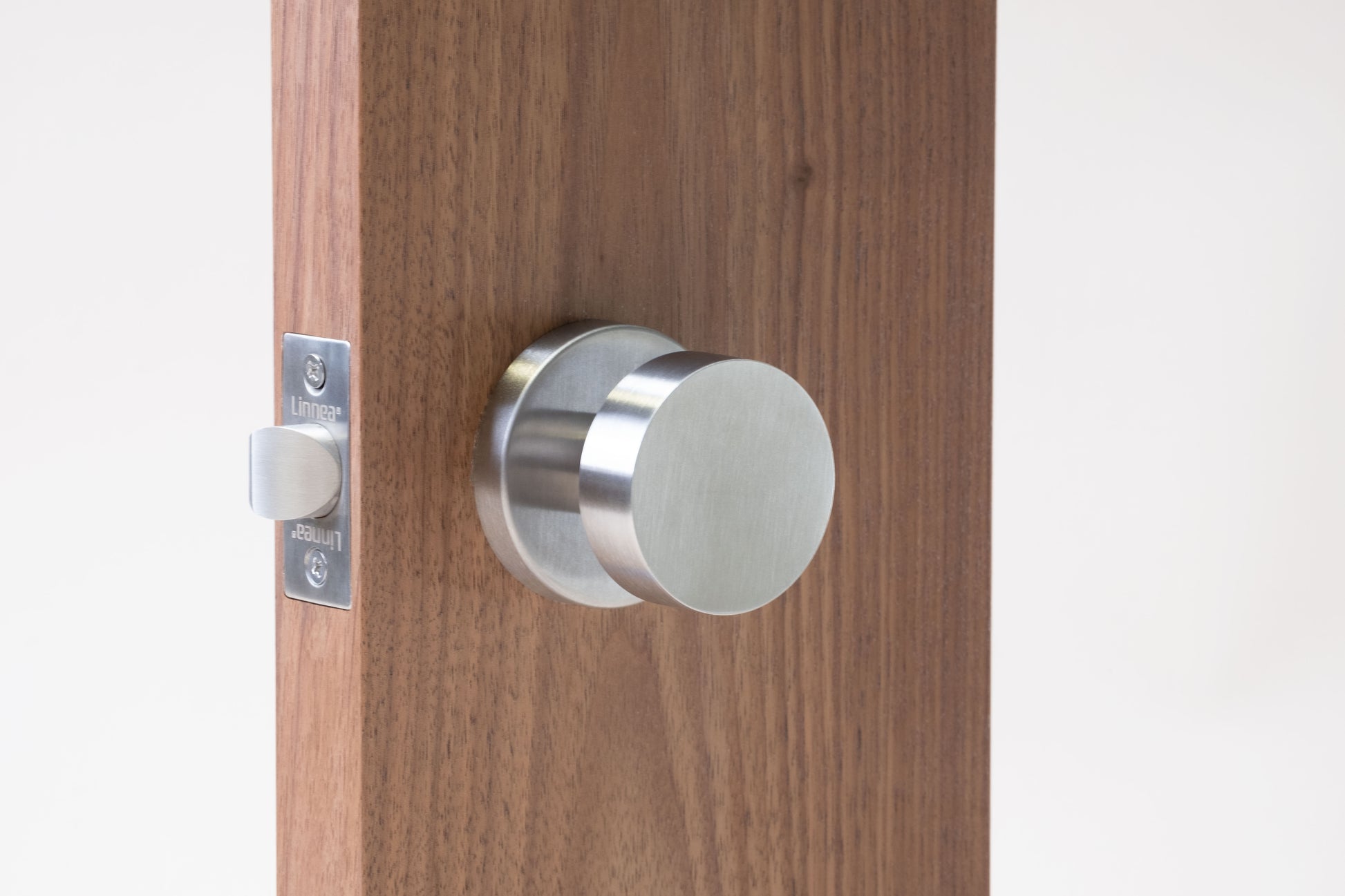 Linnea - Door Knob K66, 62 mm, 316 Stainless Steel.