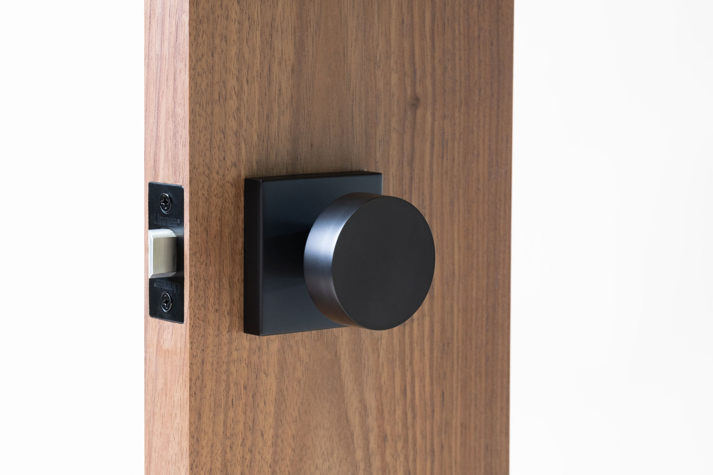 Linnea - Door Knob K66, 62 mm, 316 Stainless Steel.