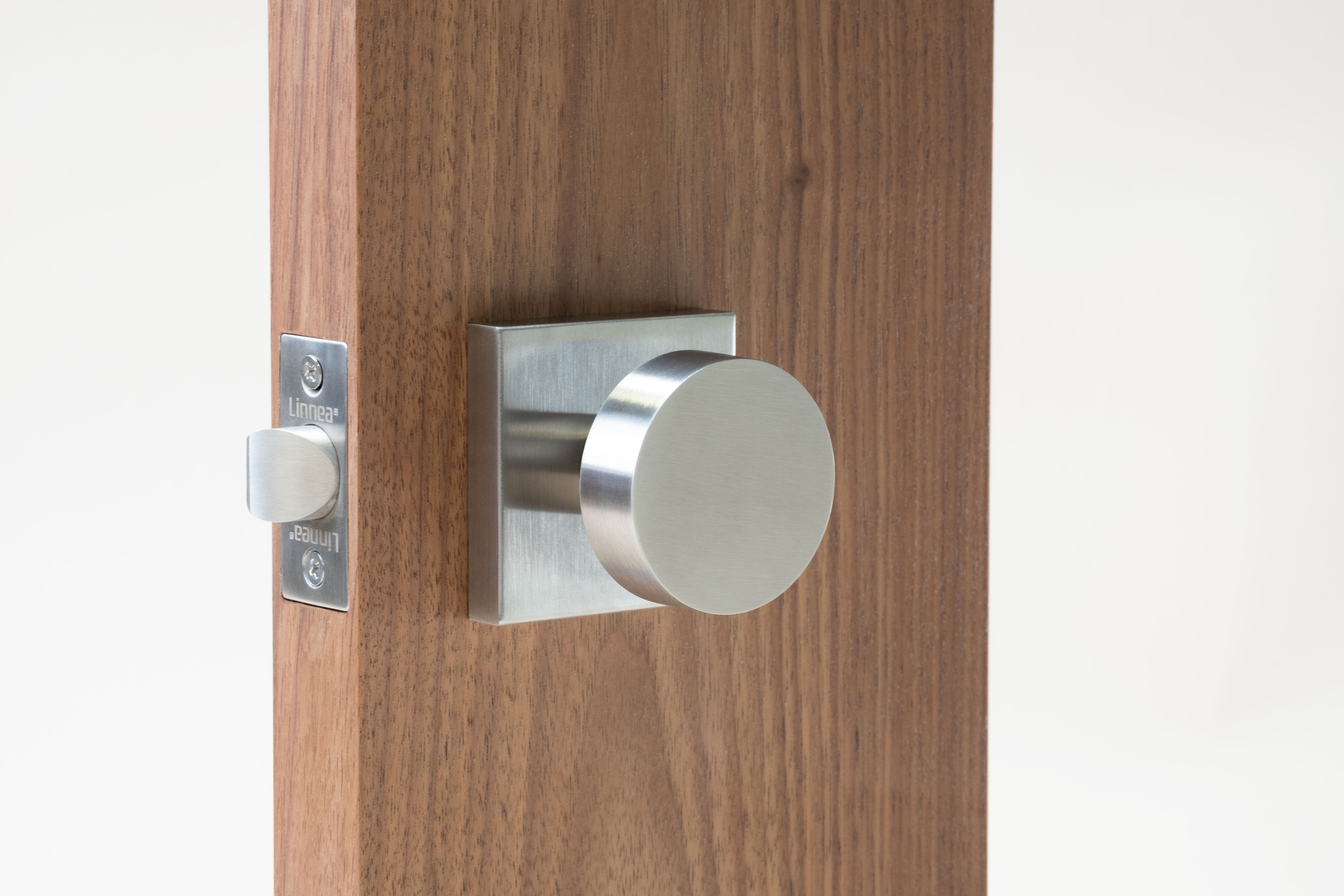 Linnea Door Levers and Knobs - Series