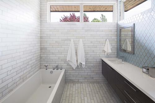 Hydro Systems - Lindsey 6636 Acrylic Bathtub