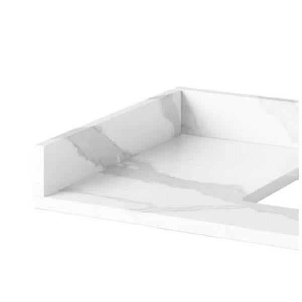 Jeffrey Alexander - Calacatta Vienna Quartz Sidesplash